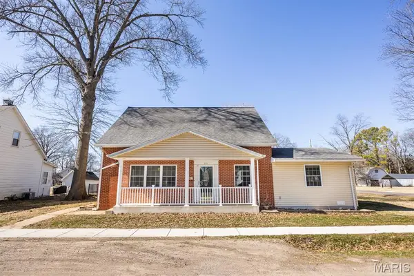 321 N John Street, Mascoutah, IL 62258