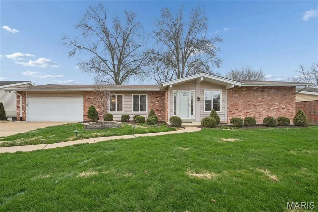14342 Lake Tahoe Drive, Chesterfield, MO 63017 - #1