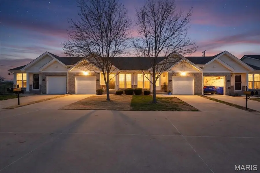 12195 Mckelvey Place Drive, Bridgeton, MO 63044 - #2