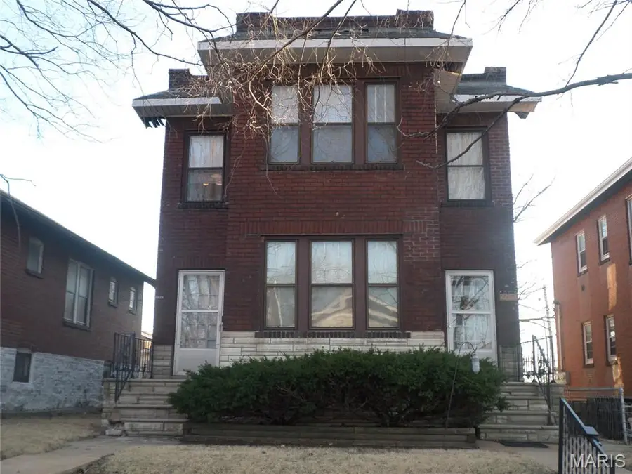 4654 Delor Street, Saint Louis, MO 63116 - #2