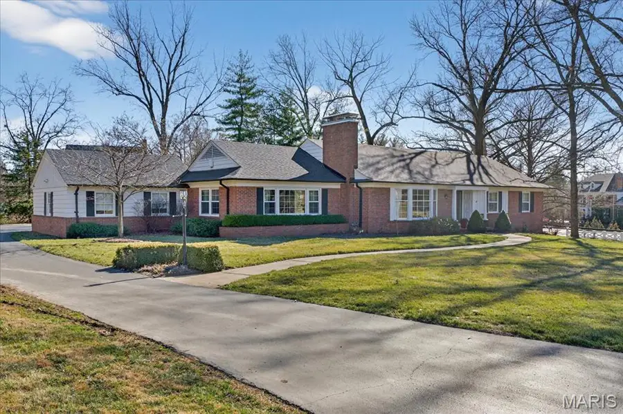 17 Outer Ladue Drive, Frontenac, MO 63131 - #3