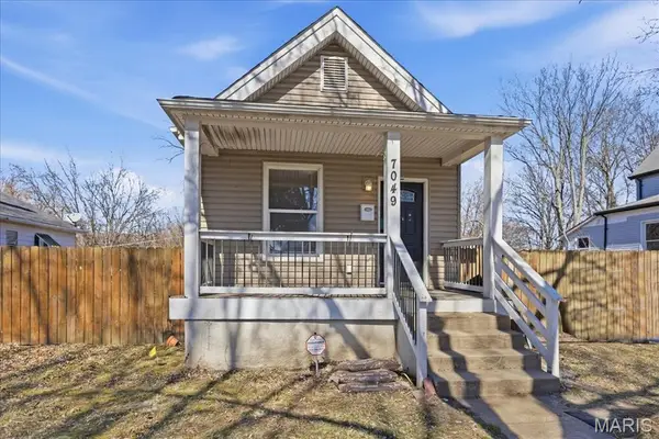 7049 Melrose Avenue, University City, MO 63130