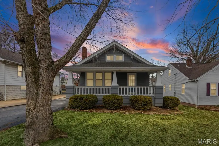 3538 Berkeley Avenue, Alton, IL 62002 - #2