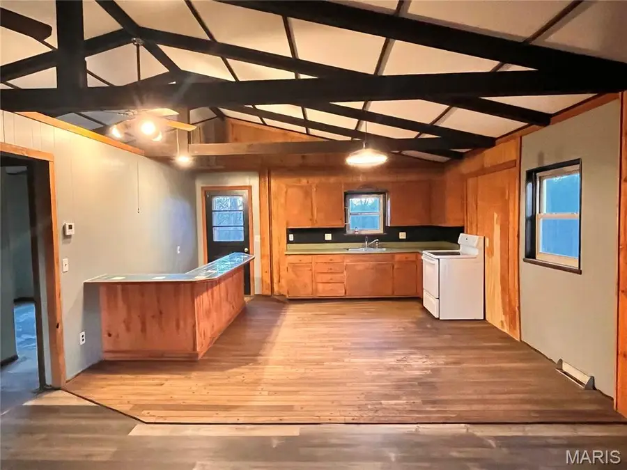 13142 Lakeview Drive, Ste Genevieve, MO 63670 - #2