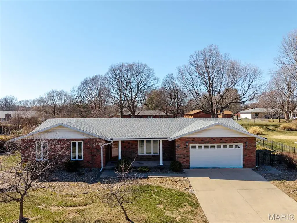 208 Matterhorn Court, Glen Carbon, IL 62034 - #1