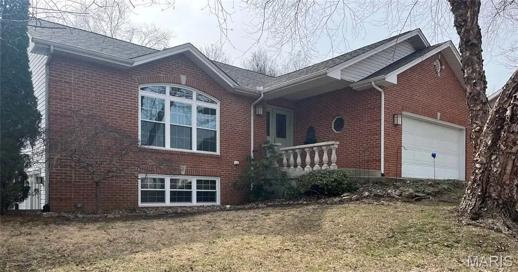 950 Hidden Cove, Belleville, IL 62223 - #1