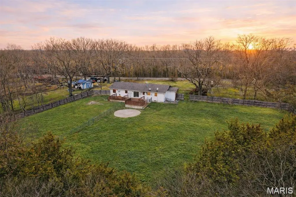 32262 Highway Ac, Lebanon, MO 65536 - #1