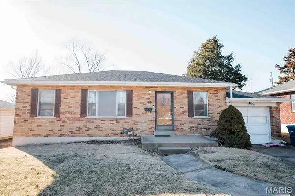 1080 Rainbow Drive, St Louis, MO 63125