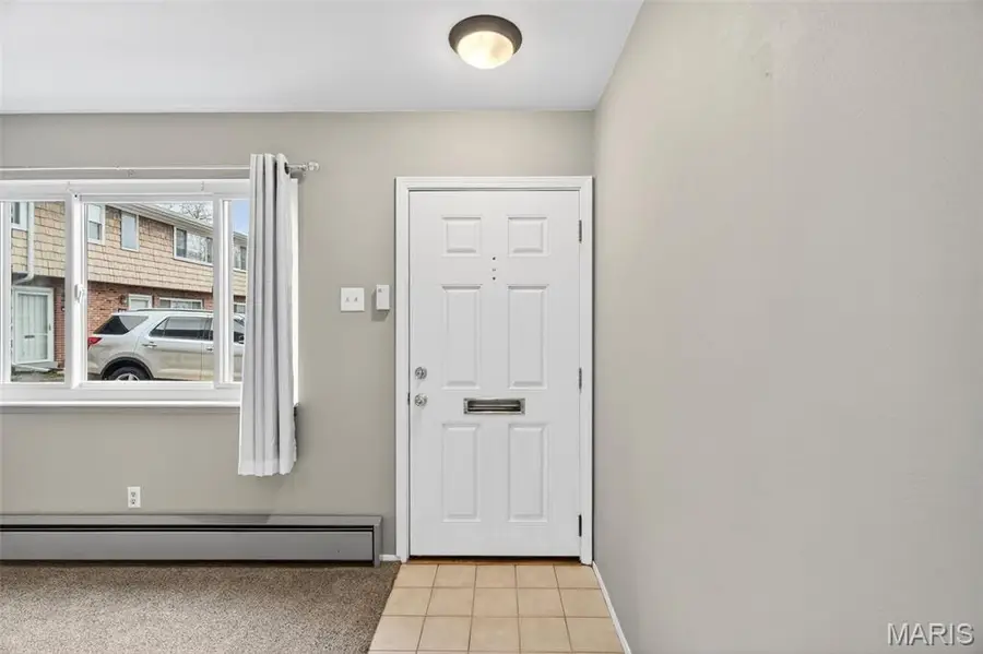 10865 Carroll Wood Way, Saint Louis, MO 63128 - #3