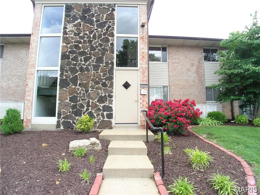 10005 Sakura Drive #D, Saint Louis, MO 63128 - #2