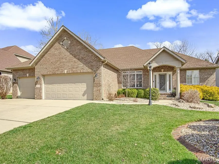 9 Timber Bluff Court, Glen Carbon, IL 62034 - #2