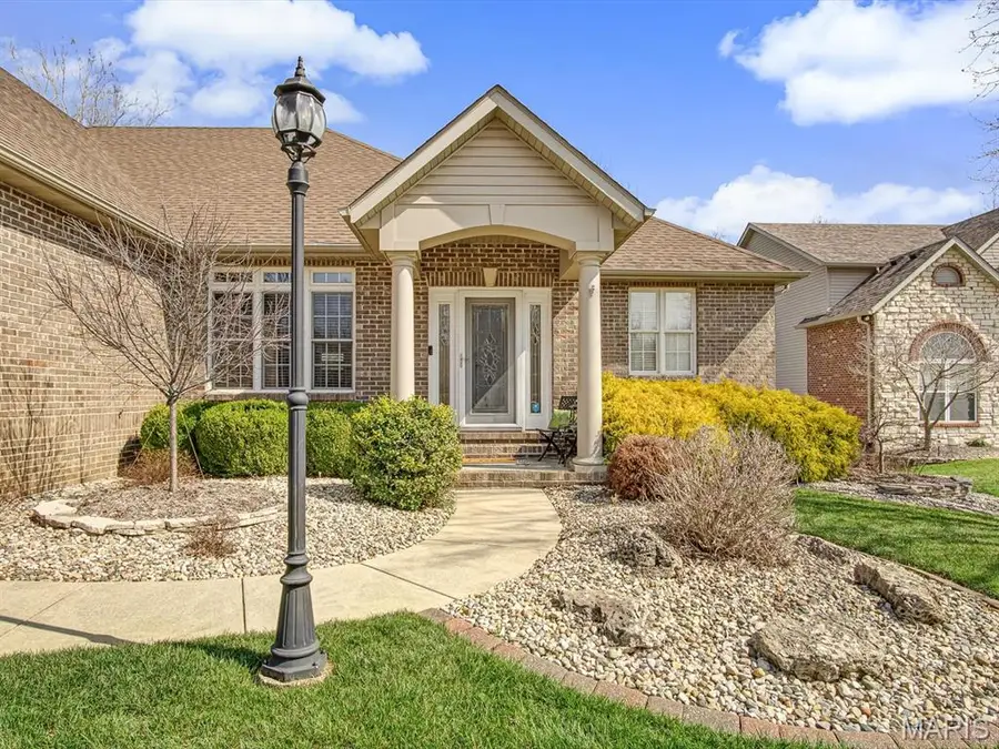 9 Timber Bluff Court, Glen Carbon, IL 62034 - #3