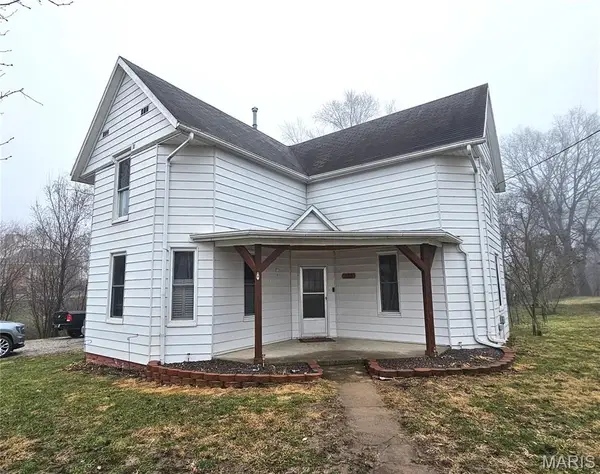 123 Bluff Street, Frankford, MO 63441