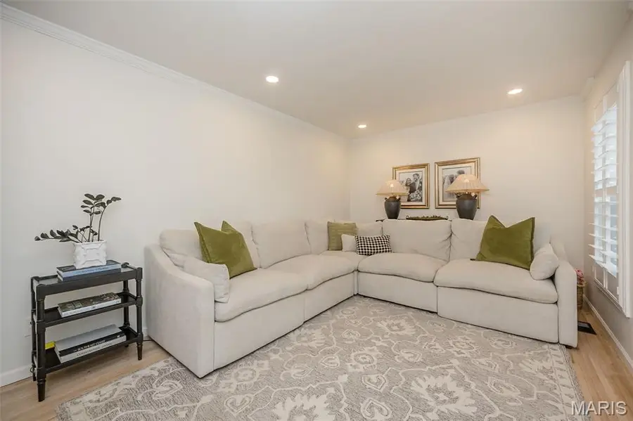 6 Pittsfield Court, Chesterfield, MO 63017 - #3