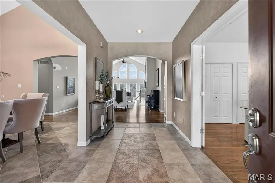 11040 Sandistan Drive, Saint Louis, MO 63146 - #3