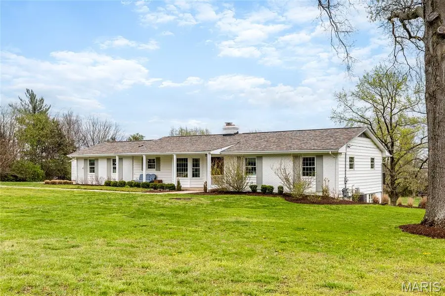 32 Weldon Spring Heights Drive, Weldon Spring, MO 63304 - #2