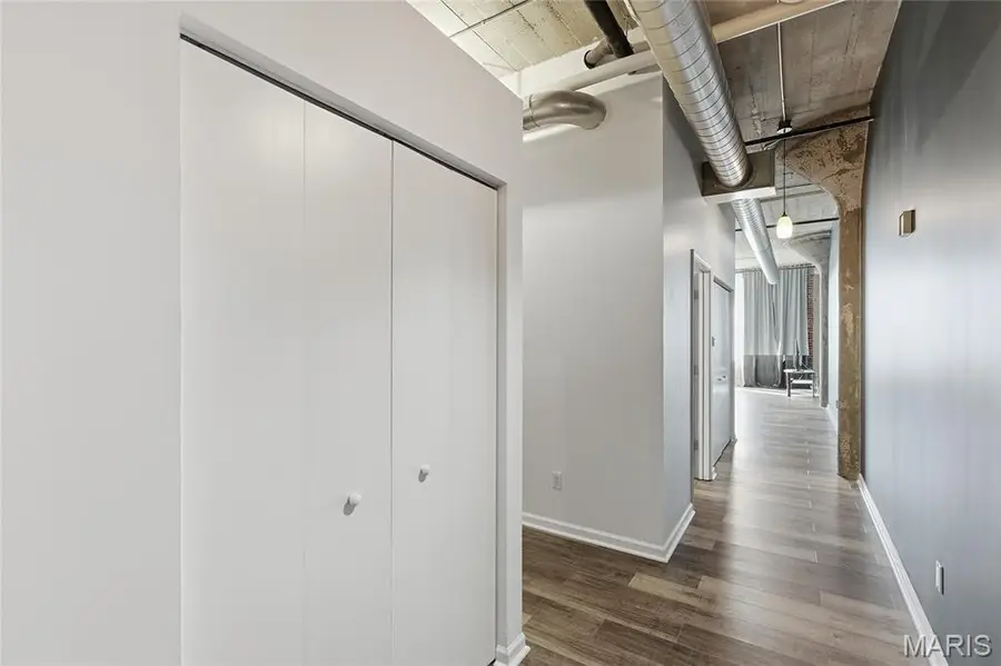 1511 Locust Street #708, Saint Louis, MO 63103 - #2