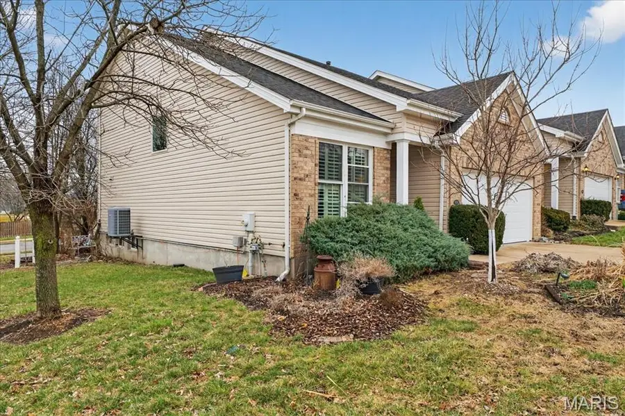 800 Whispering Village Circle, Ballwin, MO 63021 - #2