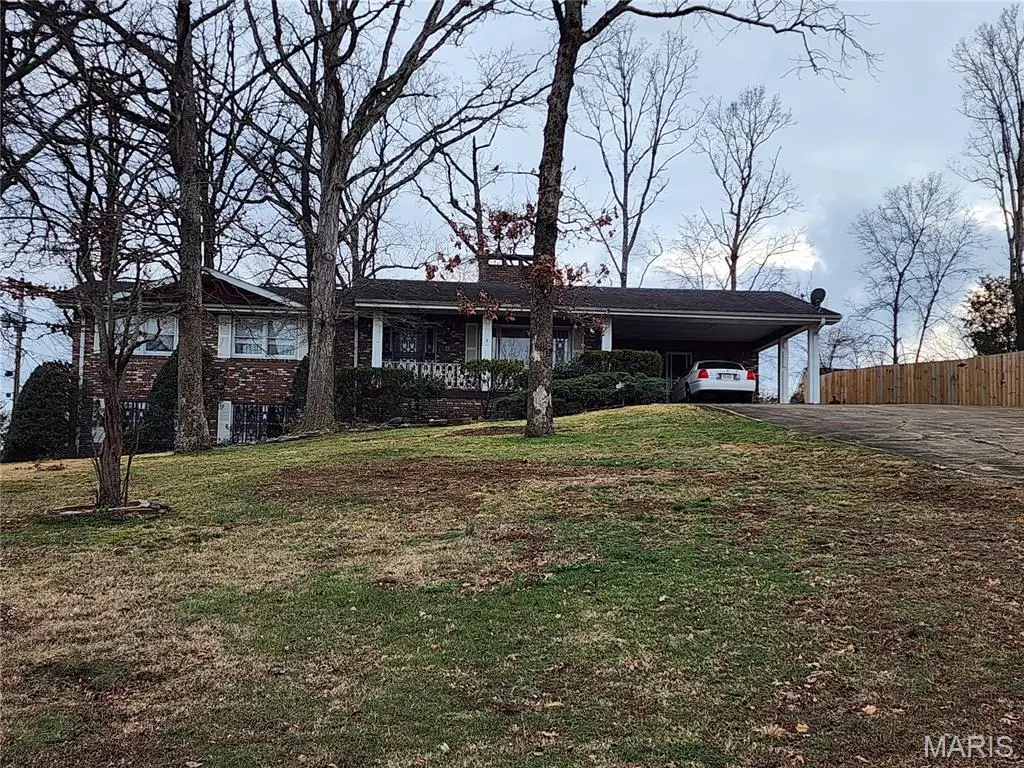 2001 Woodhaven Road, Poplar Bluff, MO 63901 - #1