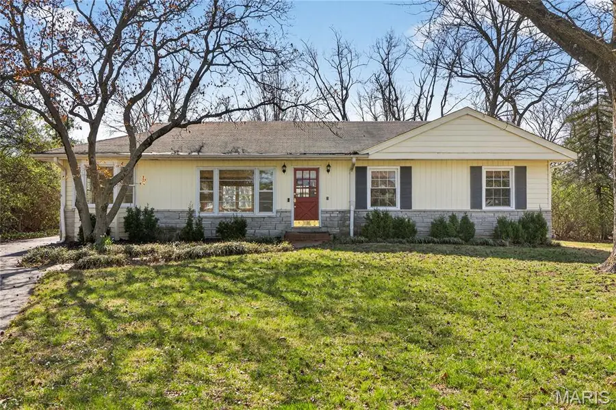 12 Ramblewood Lane, Creve Coeur, MO 63141 - #2