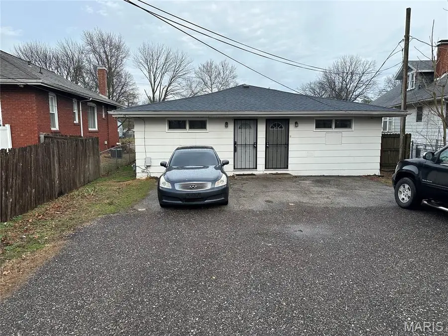 2904 W Main Street, Belleville, IL 62226 - #2