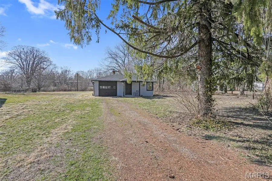 6 Irma Lane, Fairview Heights, IL 62208 - #2