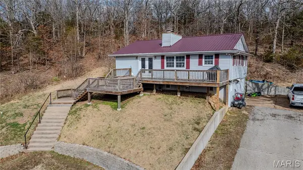1742 E Forest Lane, Owensville, MO 65066