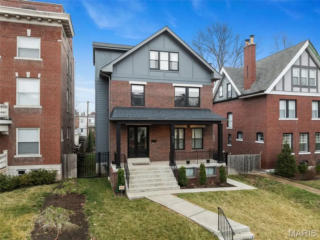 4731 Westminster Place, Saint Louis, MO 63108 - #1