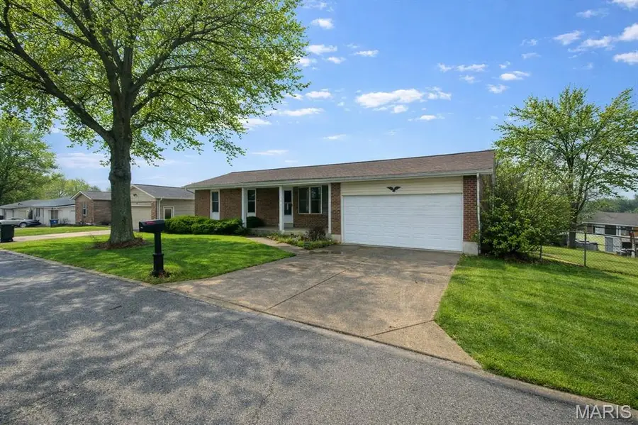 2149 Windemere Drive, Windsor, MO 63052 - #2