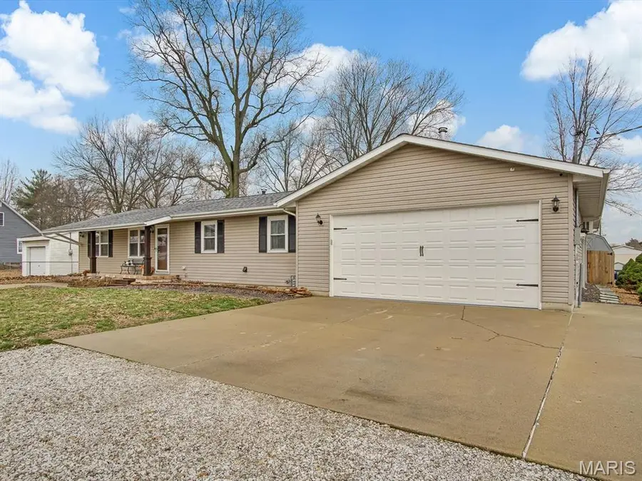 509 Jacob Street, Saint Jacob, IL 62281 - #2