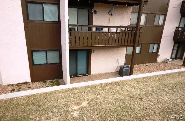 1400 Heritage Landing #110, Saint Charles, MO 63303 - #3