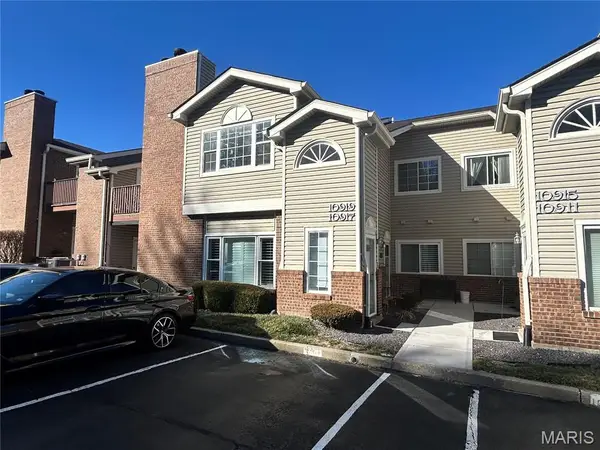 10919 Vauxhall Drive, St Louis, MO 63146