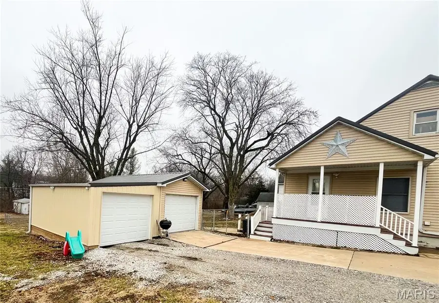 205 Ruby Street, Paris, MO 65275 - #3