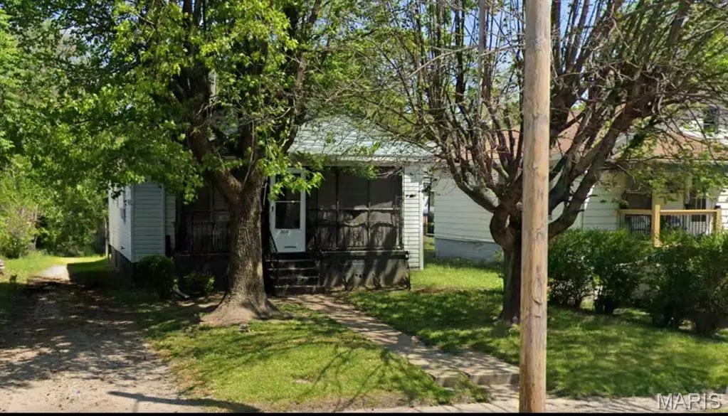 5009 Caseyville Avenue, East Saint Louis, IL 62204 - #1