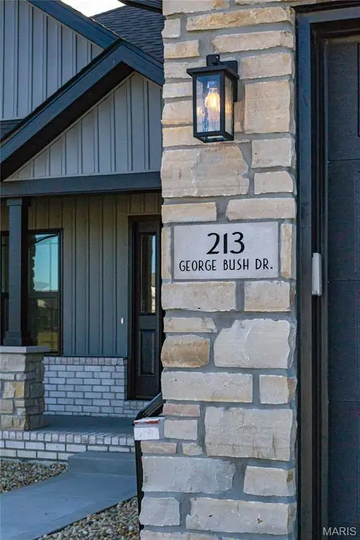 213 George Bush Boulevard, Troy, IL 62294 - #2