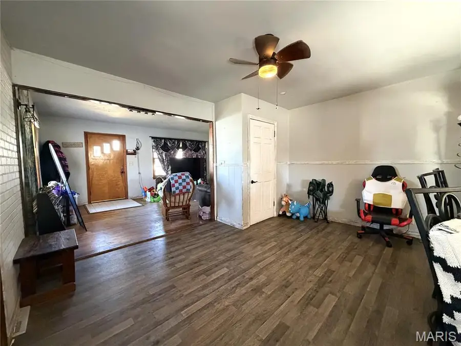 940 Hazel Place, Mexico, MO 65265 - #3