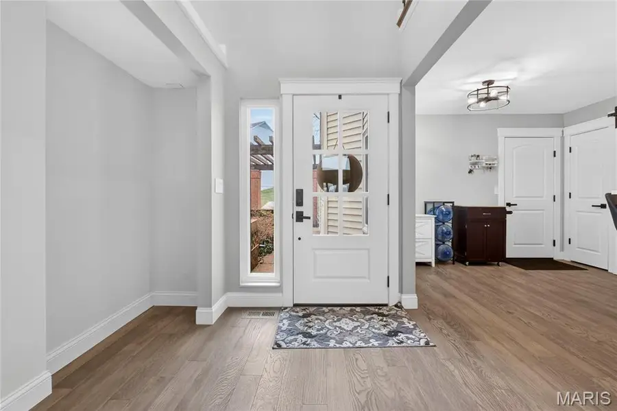 1842 Ridgeview Circle Drive, Ballwin, MO 63021 - #2