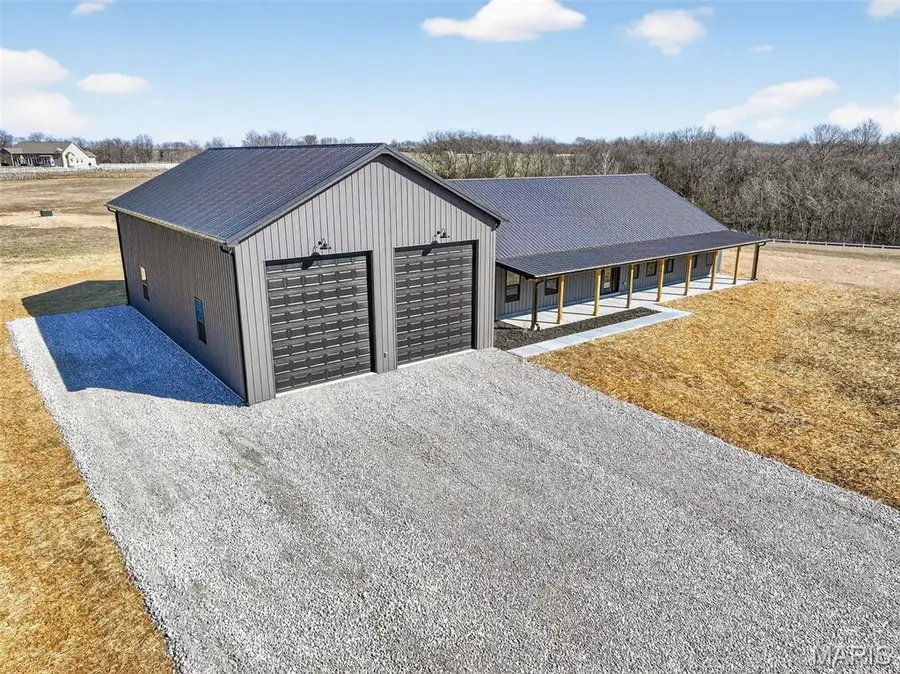 592 Phelps Lane, Elsberry, MO 63343 - #3