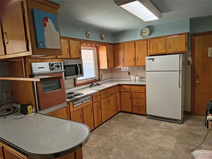 324 Elmwood Drive, Saint Charles, MO 63301 - #2