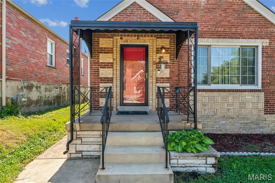 6156 Louisiana Avenue, Saint Louis, MO 63111 - #2