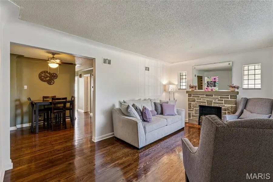 6156 Louisiana Avenue, Saint Louis, MO 63111 - #3