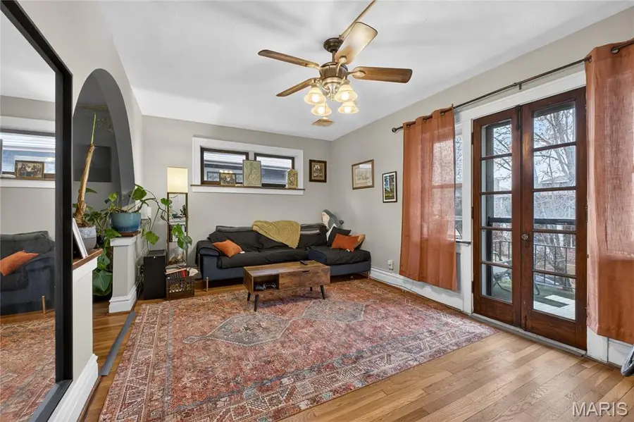 4958 Tholozan Avenue, Saint Louis, MO 63109 - #2