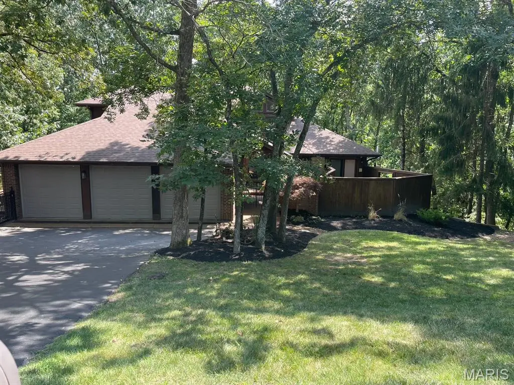 1570 Paradise Valley Drive, High Ridge, MO 63049 - #1