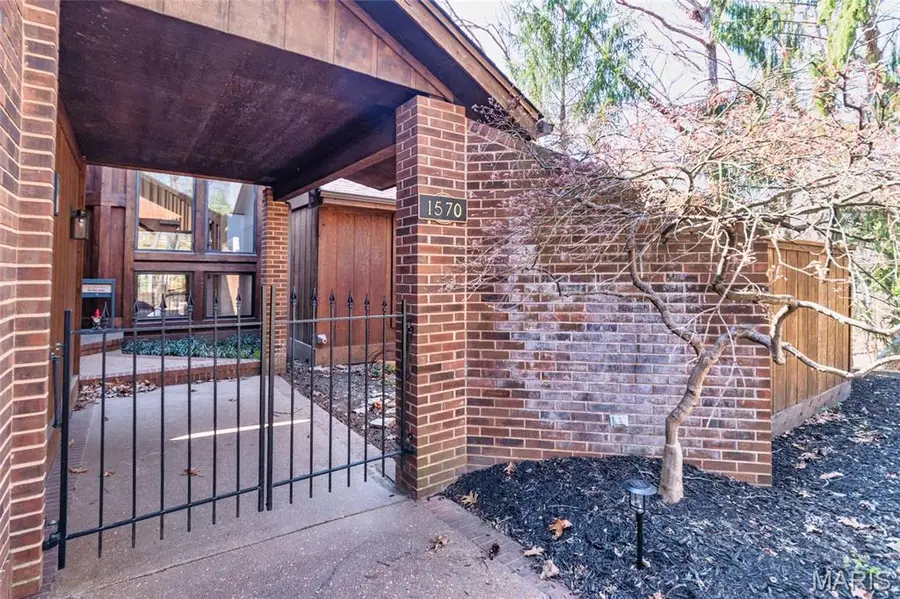 1570 Paradise Valley Drive, High Ridge, MO 63049 - #3