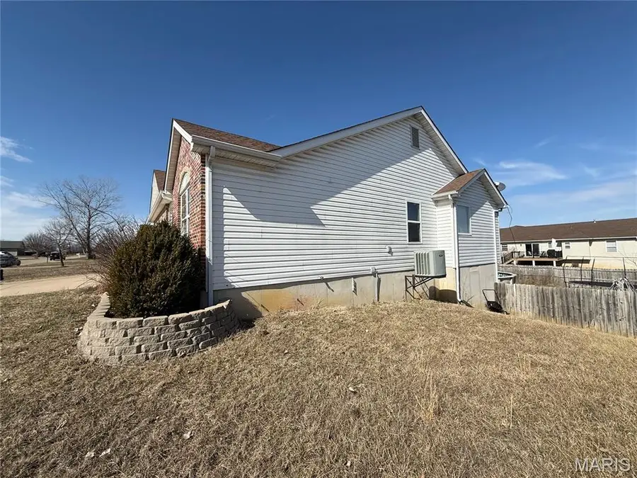 61 Meadowstone Drive, Troy, MO 63379 - #2