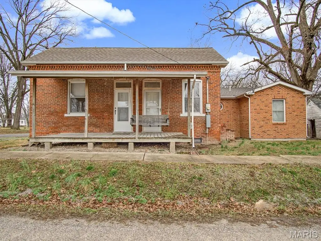 92 S Centennial Road, Addieville, IL 62214 - #1