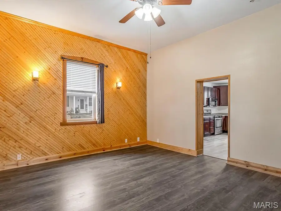 92 S Centennial Road, Addieville, IL 62214 - #3