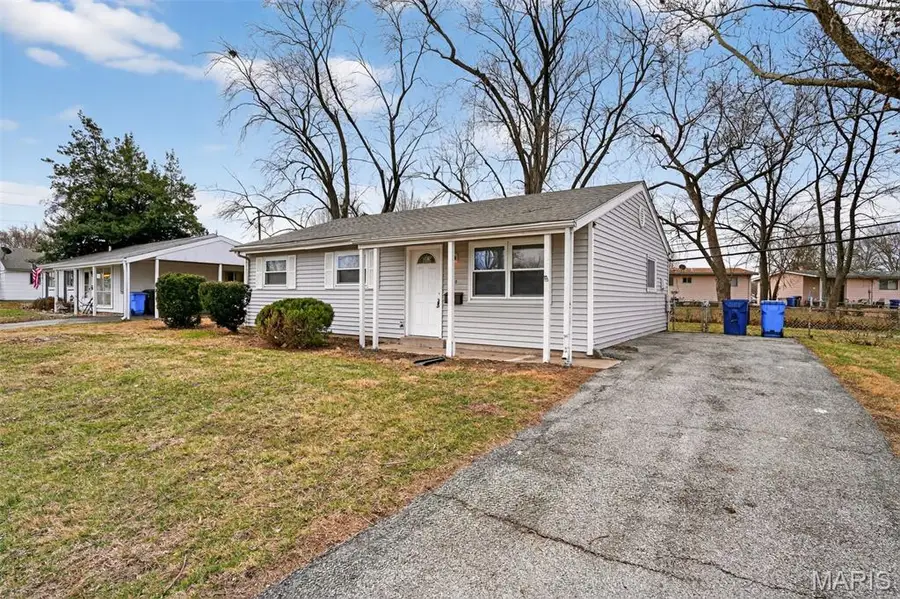 640 Central Parkway, Florissant, MO 63031 - #2