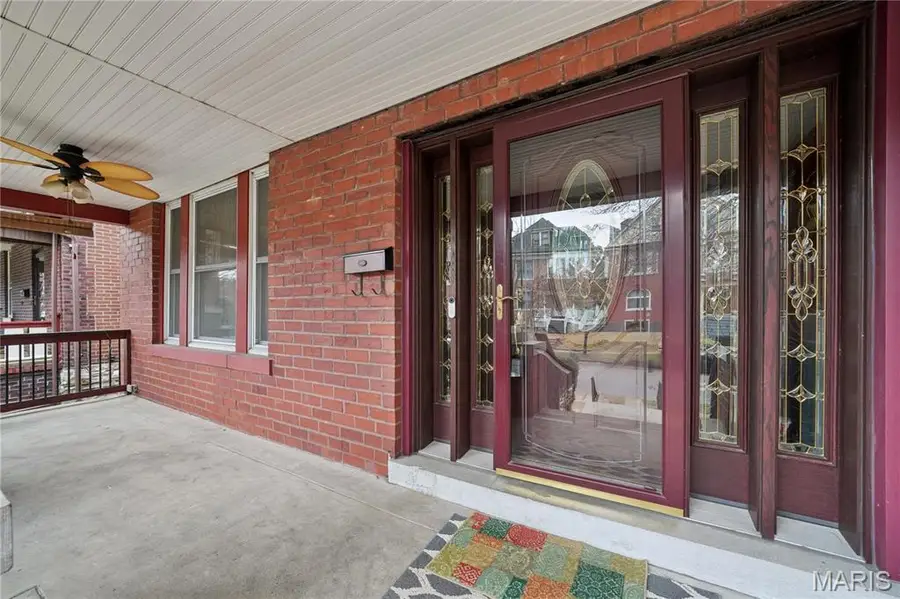 3956 Connecticut Street, Saint Louis, MO 63116 - #2