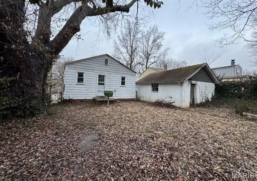 3625 Horn Avenue, Alton, IL 62002 - #2